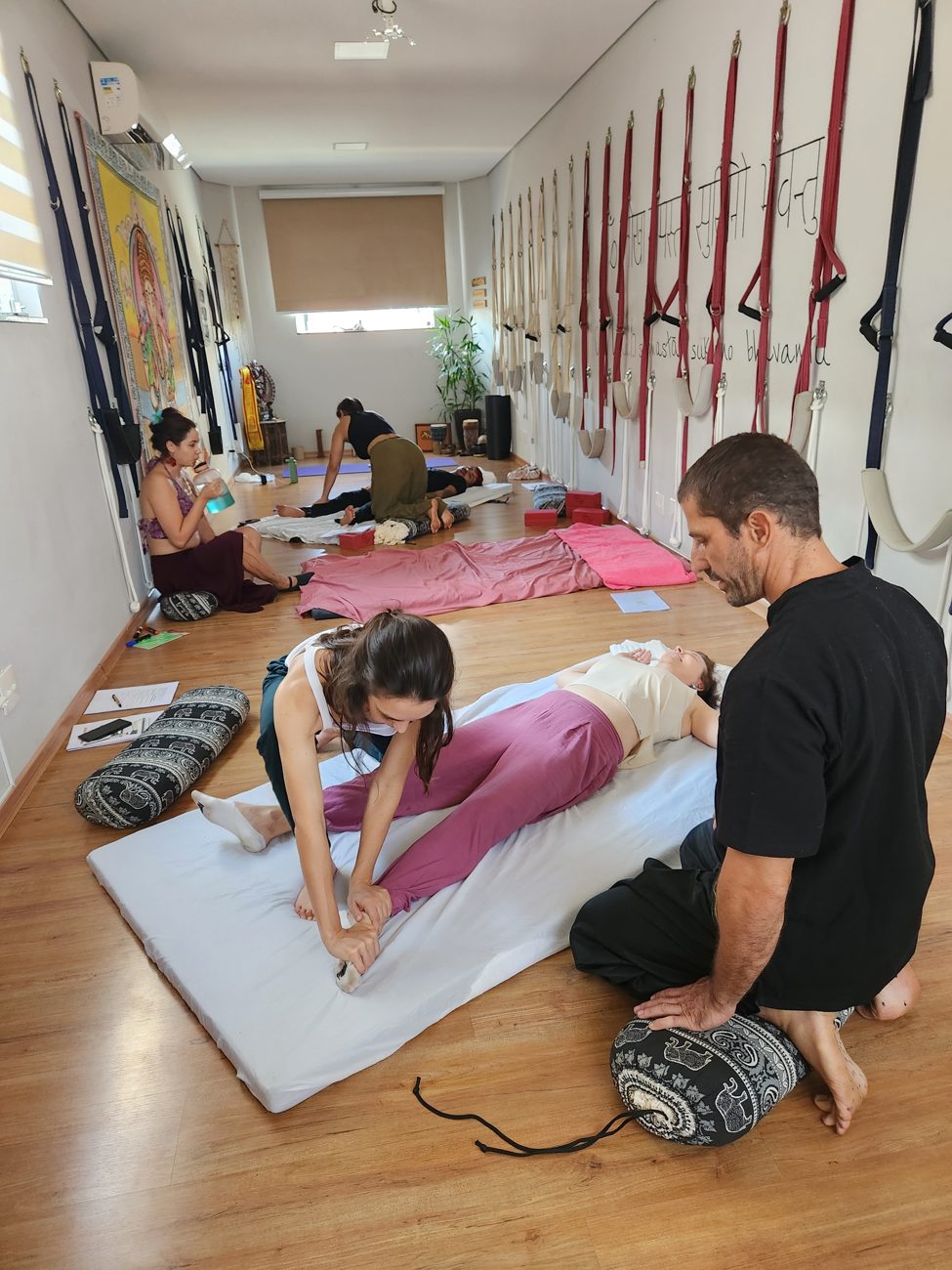 Formação em Thai Massage na Arte Om