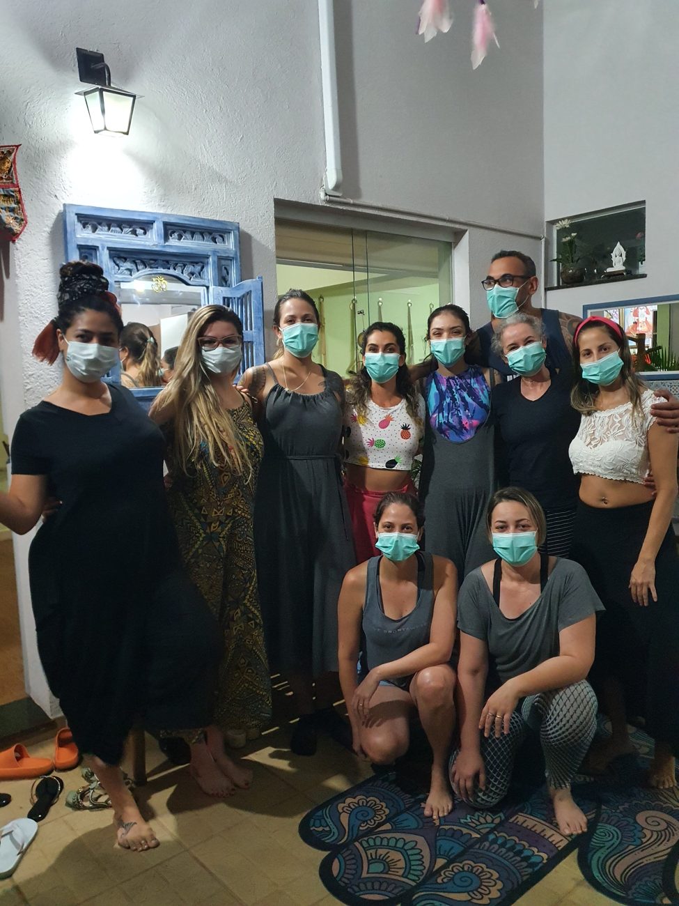 Formação em Yoga Massagem, YMA, na Arte Om