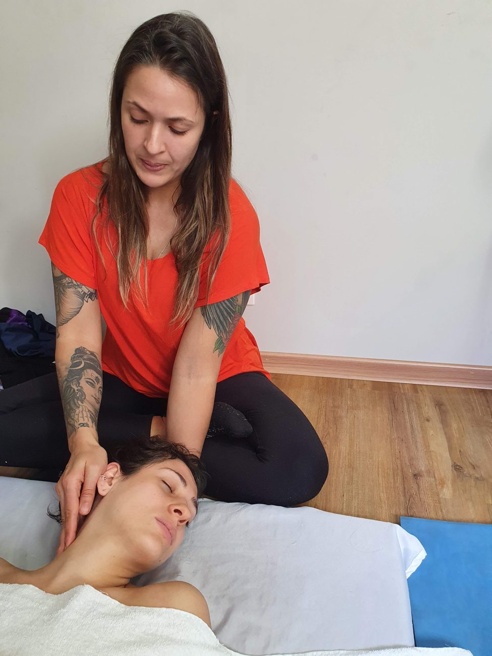 Formação em Yoga Massagem, YMA, na Arte Om